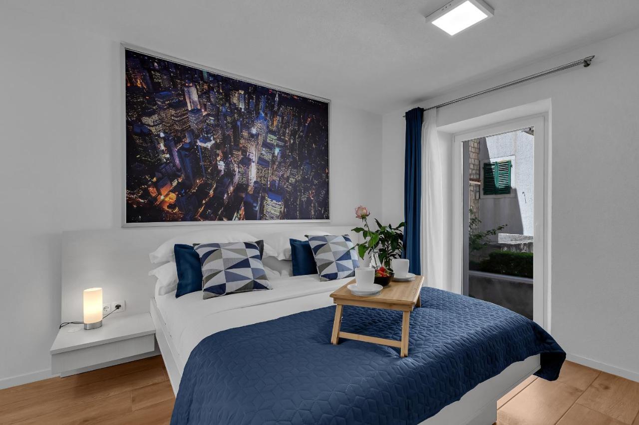 Luxury City Center Apartments Макарска Экстерьер фото